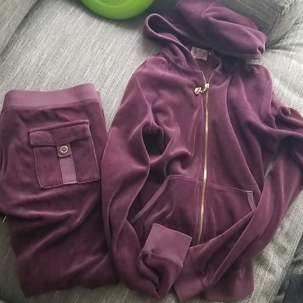 Juicy suit mauve jewel tone purple. Inseam 32'
